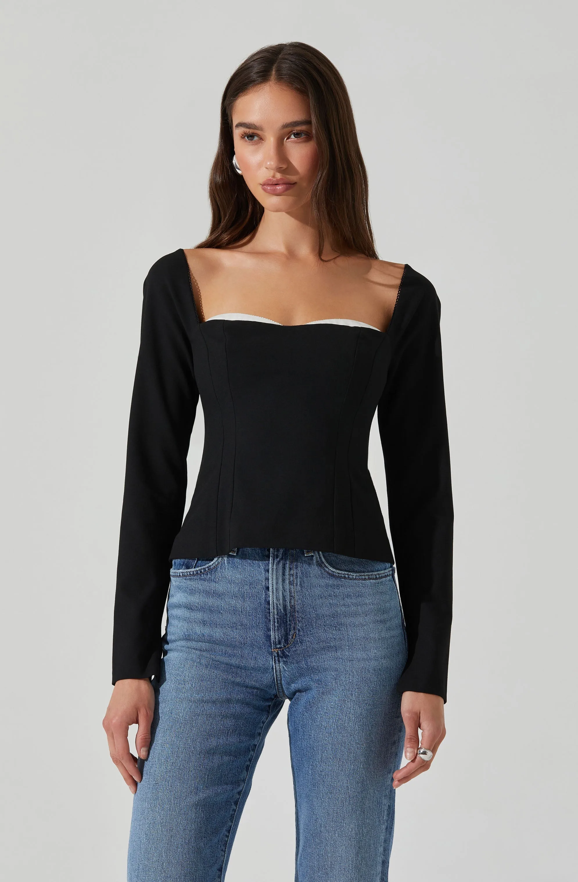 ASTR THE LABEL Whitley Peekaboo Contrast Top