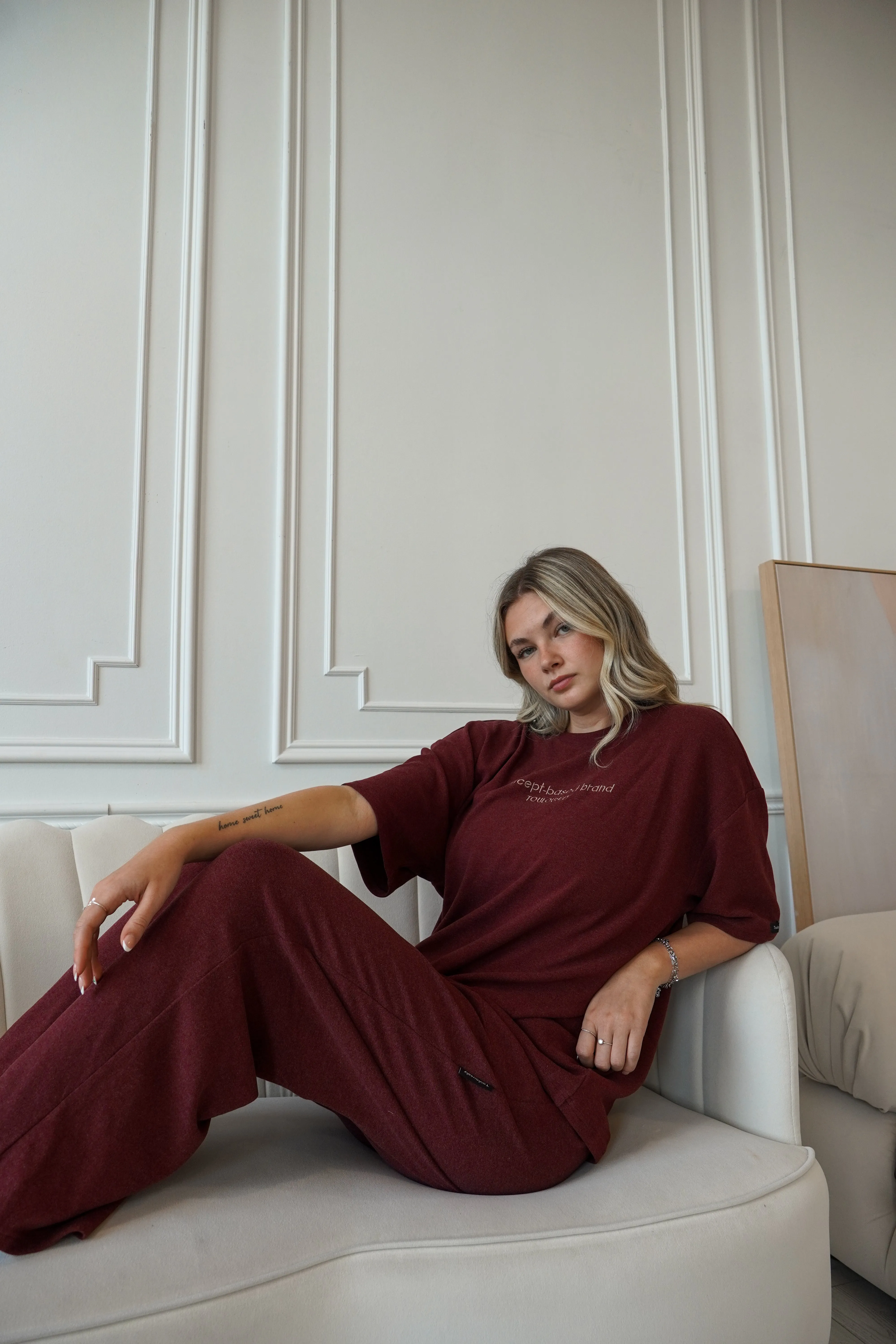 BURGUNDY SOFT PANTS - HUG