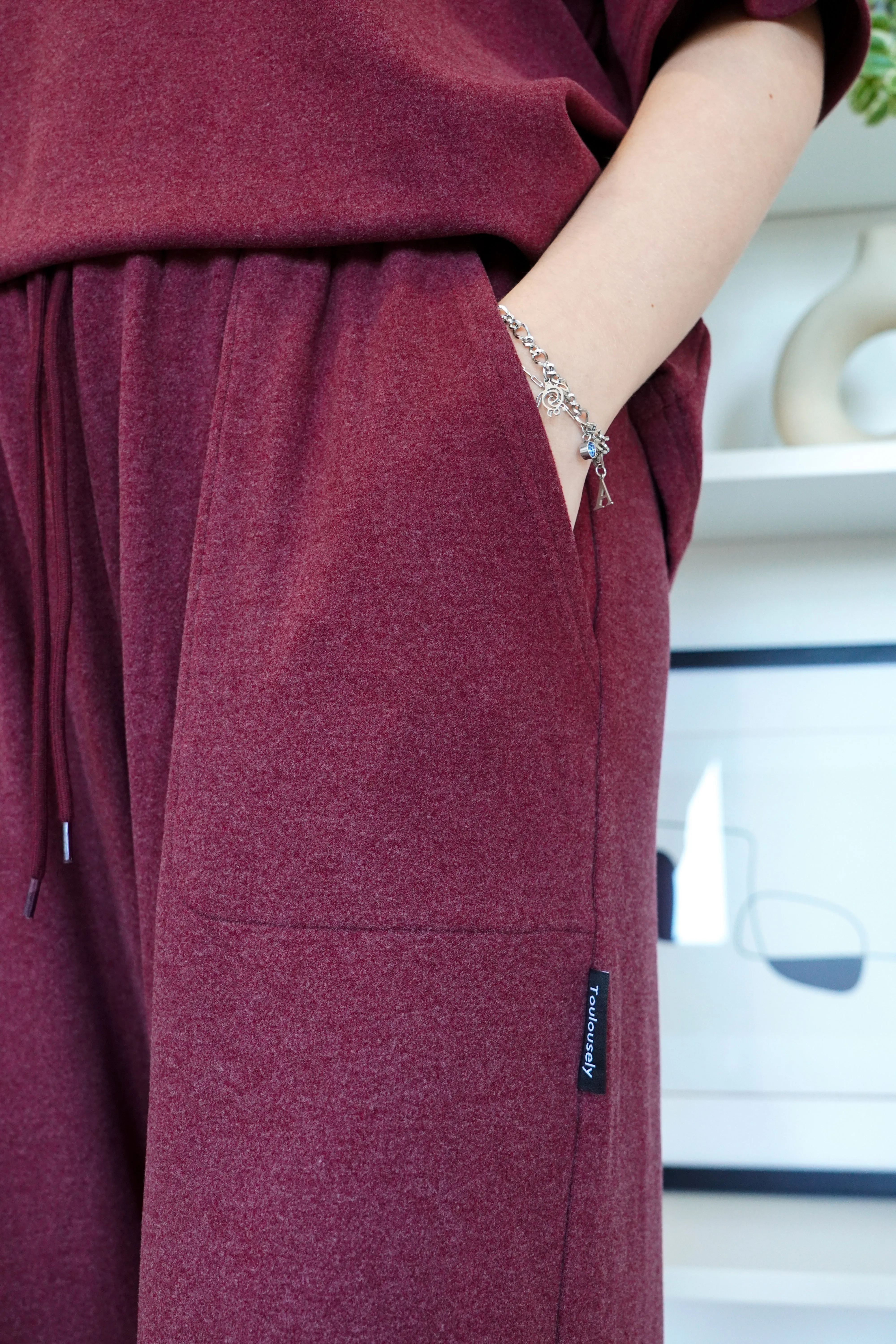 BURGUNDY SOFT PANTS - HUG