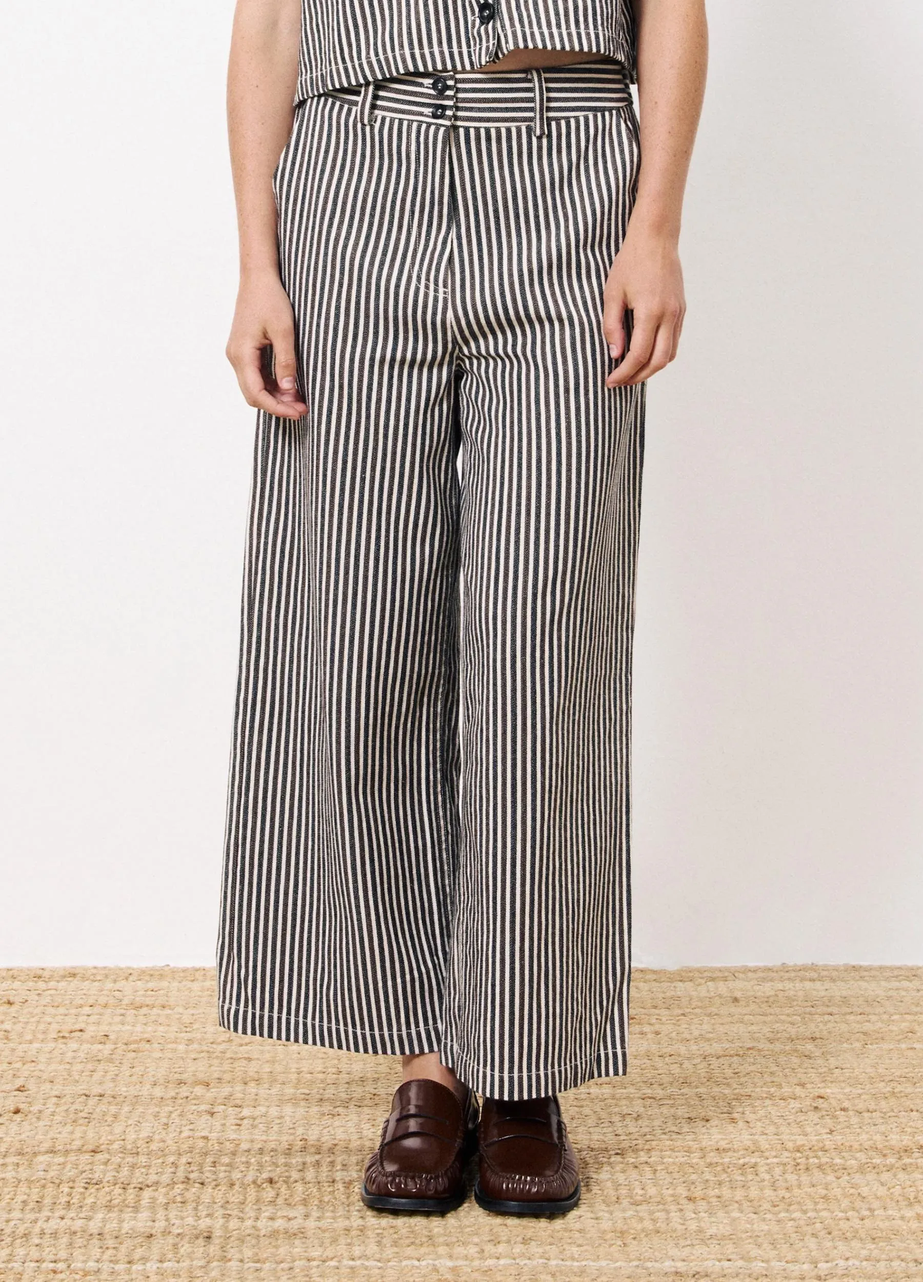 FRNCH -  Women's Swanne Chocolate Trousers