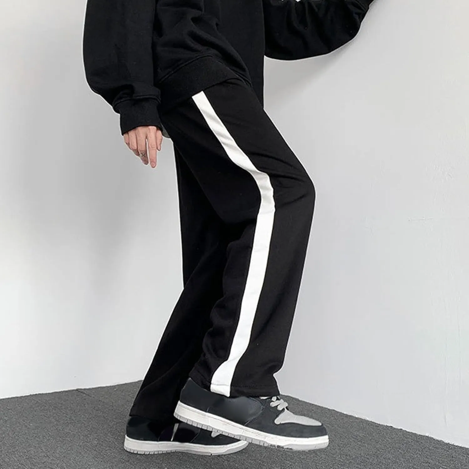 Men's Striped Stylish Outdoor Pants Straight Leg Casual Workout Trousers Loose Fit Drawstring Sweatpants