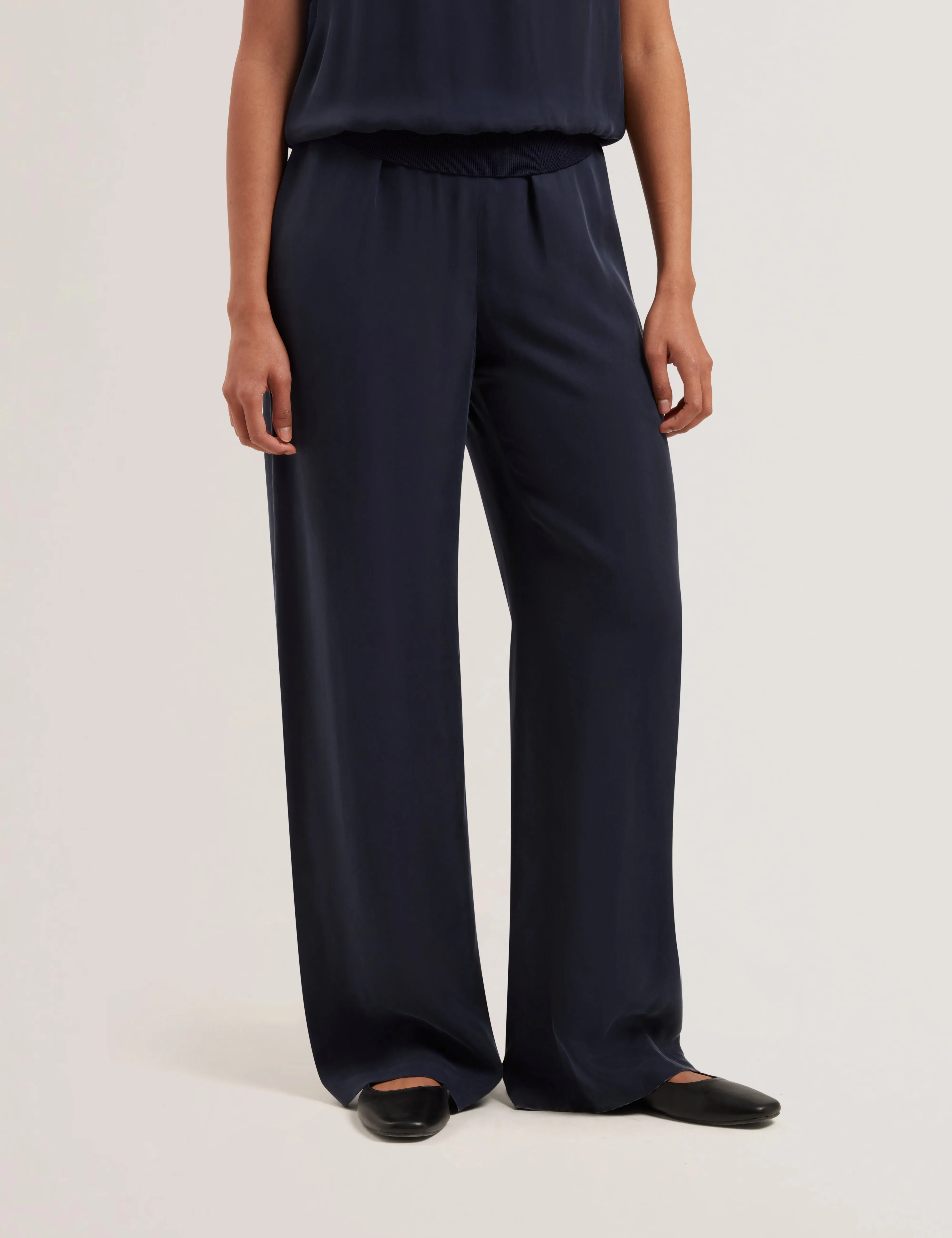 Vinca Cupro Wide Leg Trouser Navy